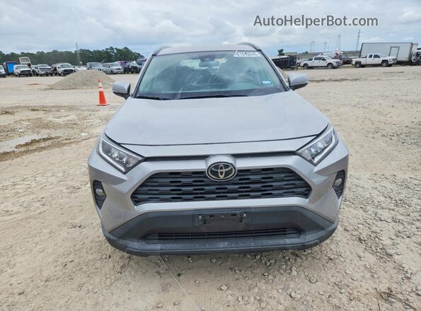2T3W1RFV6LC050692 2020 TOYOTA RAV4 Gray Front interior view