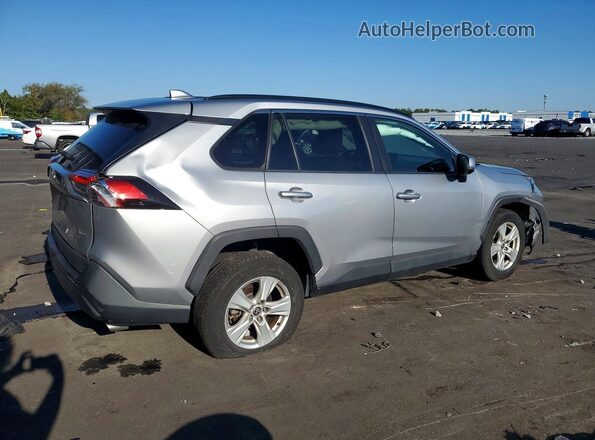 2T3W1RFV6MC135579 2021 TOYOTA RAV4 Silver Rear right