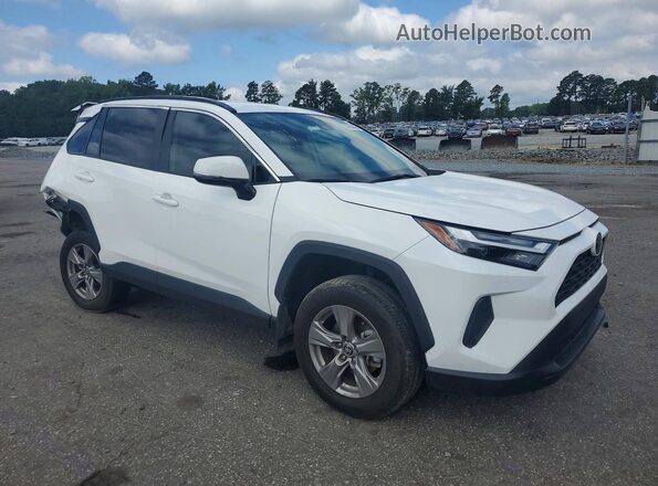 2T3W1RFV6RC285862 2024 TOYOTA RAV4 White Front right