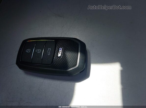 2T3W1RFV6SW387683 2025 TOYOTA RAV4 White Vista del salpicadero