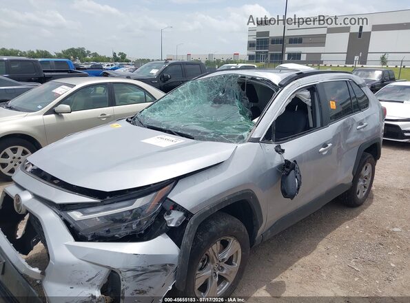 2T3W1RFV6SW414297 2025 TOYOTA RAV4 Silver Вид спереду