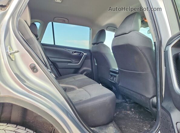 2T3W1RFV7LC053245 2020 TOYOTA RAV4 Gray Vista interior trasera