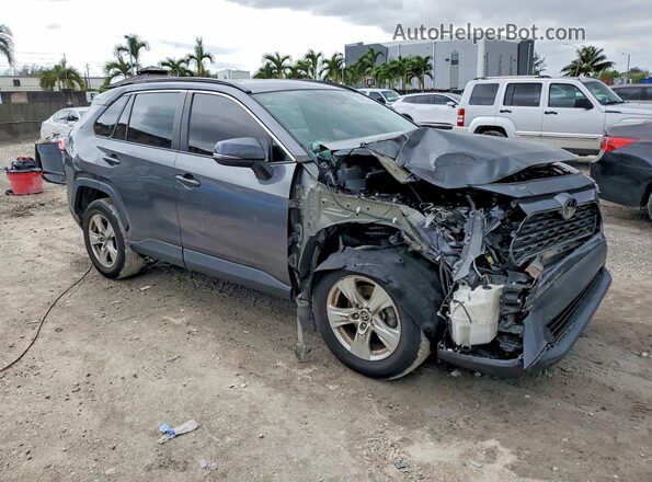 2T3W1RFV7MC137633 2021 TOYOTA RAV4 Gray Front right