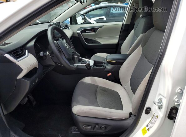 2T3W1RFV7MW142992 2021 TOYOTA RAV4 Белый Вид салона спереди