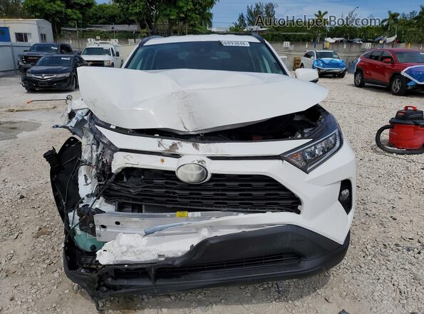 2T3W1RFV7MW142992 2021 TOYOTA RAV4 Белый Вид спереди