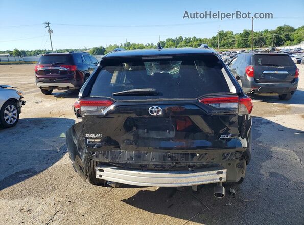 2T3W1RFV7PW267799 2023 TOYOTA RAV4 Black Widok z tyłu