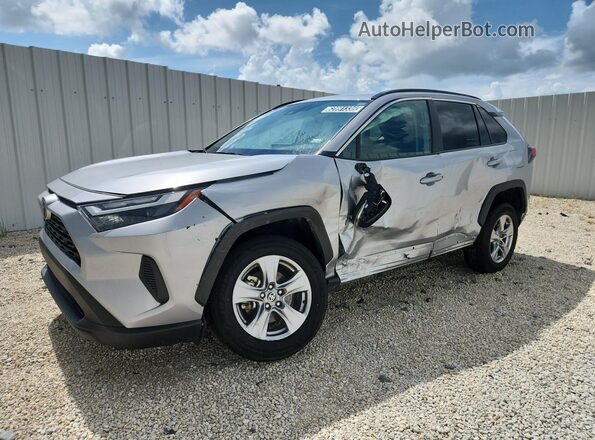 2T3W1RFV7SC334699 2025 TOYOTA RAV4 Silver Սալոնի 360 աստիճան տեսք