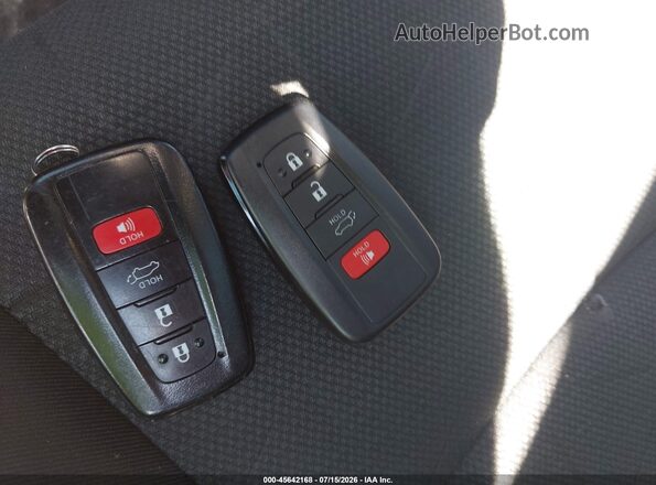 2T3W1RFV7SC337313 2025 TOYOTA RAV4 Silver წინა პანელის ხედი