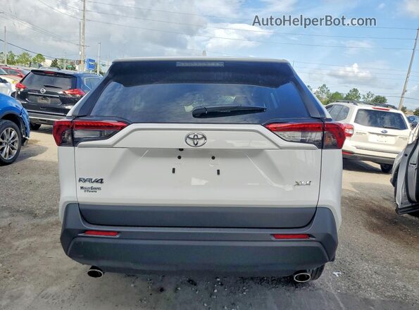 2T3W1RFV7SC350546 2025 TOYOTA RAV4 White Rear view