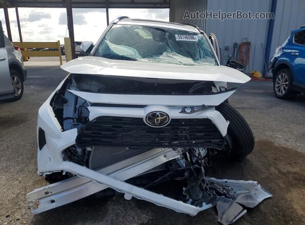 2T3W1RFV7SC350546 2025 TOYOTA RAV4 White Front view