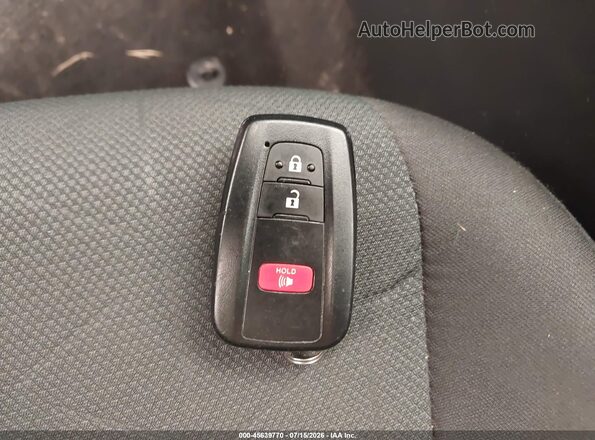 2T3W1RFV7SW398739 2025 TOYOTA RAV4 Blue Вид панелі приладів