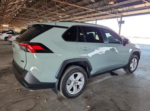 2T3W1RFV8MW177220 2021 TOYOTA RAV4 Gray Trasero derecho