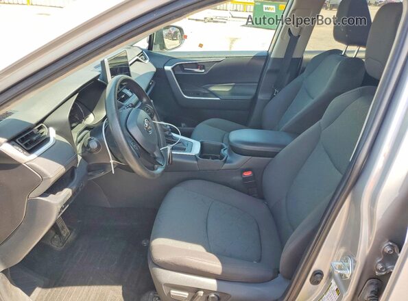 2T3W1RFV8PW255676 2023 TOYOTA RAV4 Silver Սալոնի դիմացի տեսք