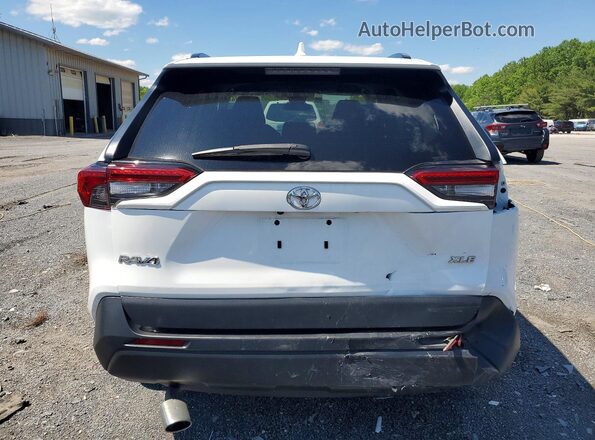 2T3W1RFV8PW280755 2023 TOYOTA RAV4 White Widok z tyłu
