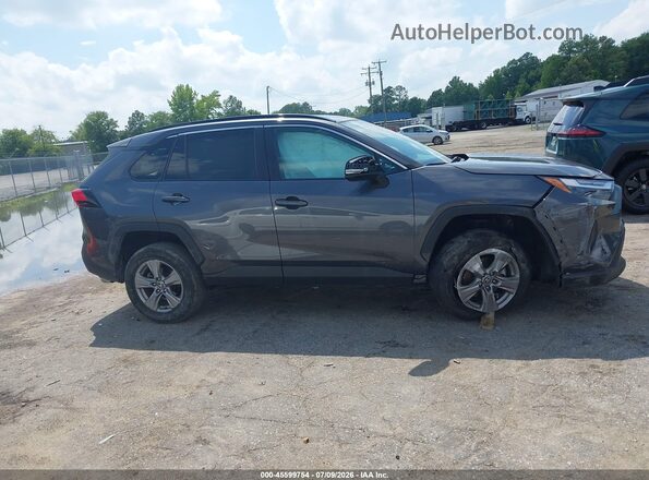 2T3W1RFV8RW331903 2024 TOYOTA RAV4 Gray Vista interior trasera