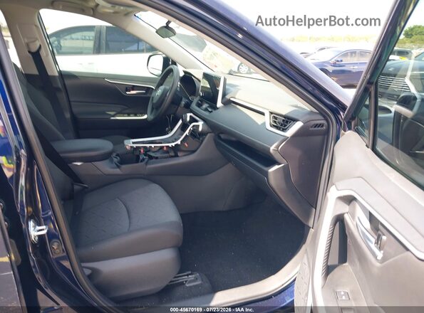 2T3W1RFV8SW437824 2025 TOYOTA RAV4 Blue Widok wnętrza z przodu