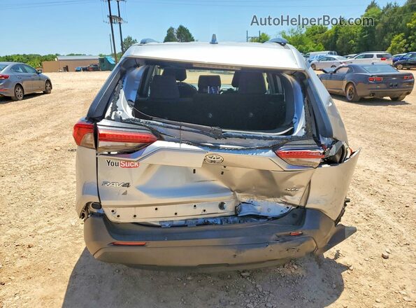 2T3W1RFV9MW119424 2021 TOYOTA RAV4 Silver Widok z tyłu