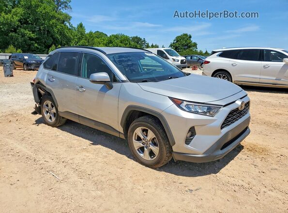 2T3W1RFV9MW119424 2021 TOYOTA RAV4 Silver Przód prawy