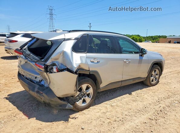 2T3W1RFV9MW119424 2021 TOYOTA RAV4 Silver Tył prawy