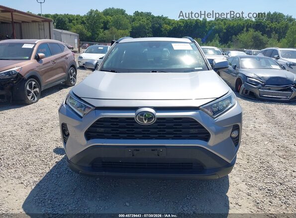 2T3W1RFVXKW005302 2019 TOYOTA RAV4 Silver Սարքավորումների վահանակի տեսք