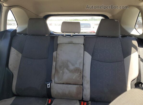 2T3W1RFVXLC055166 2020 TOYOTA RAV4 White Vista de los asientos traseros