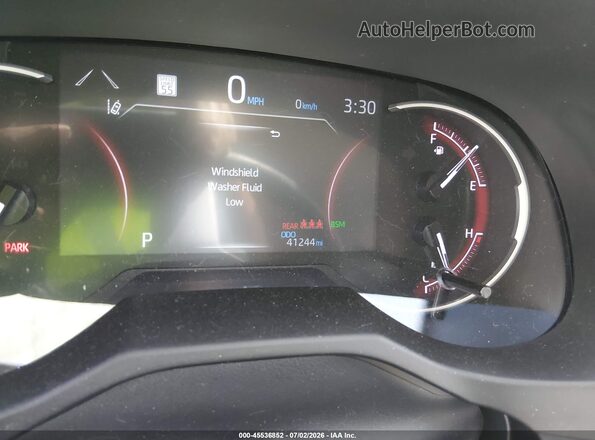 2T3W1RFVXPC230327 2023 TOYOTA RAV4 White Widok tylnych siedzeń