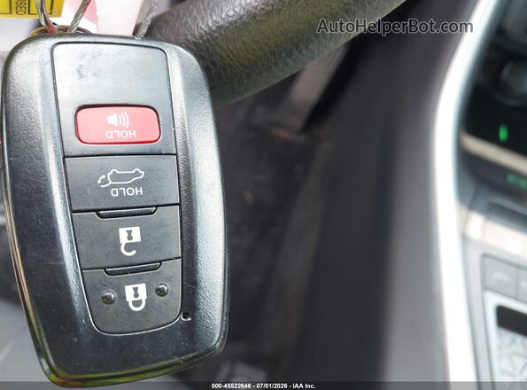 2T3W1RFVXRC286139 2024 TOYOTA RAV4 White Vista del salpicadero