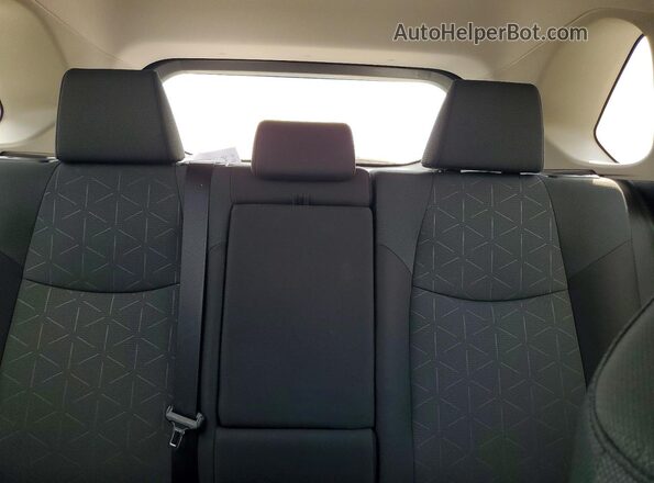 2T3W1RFVXRW354275 2024 TOYOTA RAV4 Red Widok tylnych siedzeń