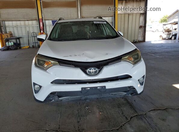 2T3WFREV0HW320119 2017 TOYOTA RAV4 White Vista frontal