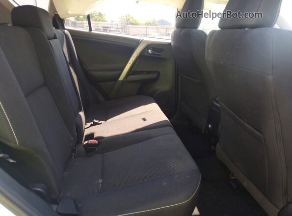 2T3WFREV0JW503347 2018 TOYOTA RAV4 White Вид задньої частини салону
