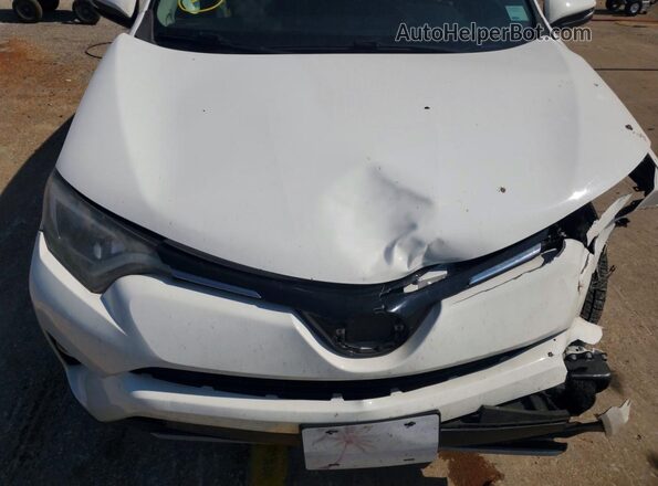 2T3WFREV0JW503347 2018 TOYOTA RAV4 White Вид підкапотного простору