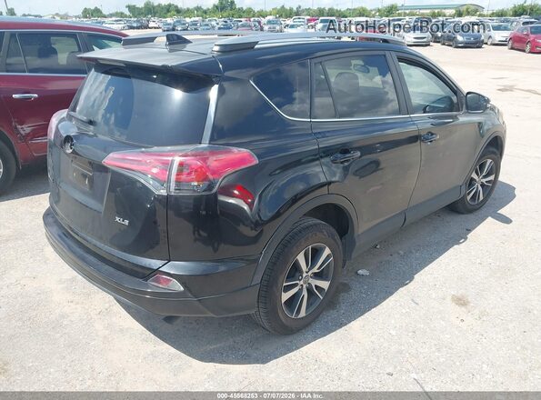 2T3WFREV1HW369054 2017 TOYOTA RAV4 Black Tył prawy