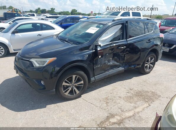 2T3WFREV1HW369054 2017 TOYOTA RAV4 Black Przód lewy