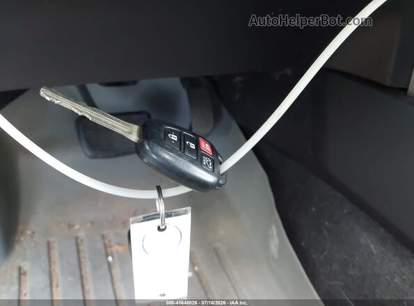 2T3WFREV3GW252803 2016 TOYOTA RAV4 Gray Առջևի վահանակի տեսք