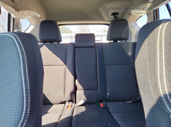 2T3WFREV3HW368827 2017 TOYOTA RAV4 Черный Вид задних сидений