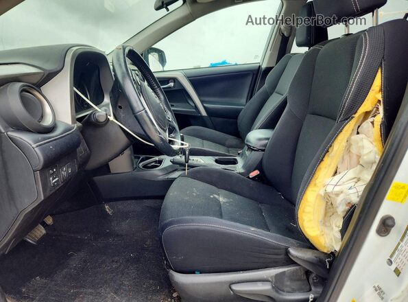 2T3WFREV4JW467761 2018 TOYOTA RAV4 White Widok wnętrza z przodu