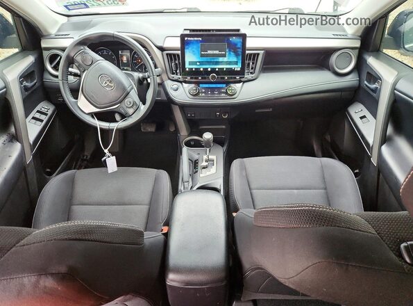 2T3WFREV7JW425424 2018 TOYOTA RAV4 Purple Widok deski rozdzielczej