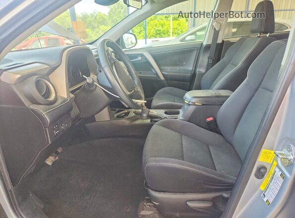 2T3WFREV7JW476020 2018 TOYOTA RAV4 Gray Widok wnętrza z przodu