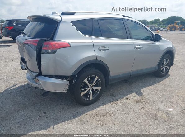 2T3WFREV9JW419589 2018 TOYOTA RAV4 Silver Tył prawy