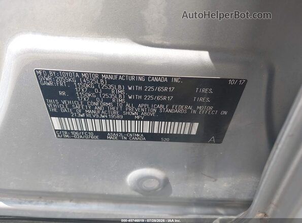 2T3WFREV9JW419589 2018 TOYOTA RAV4 Silver Widok komory silnika