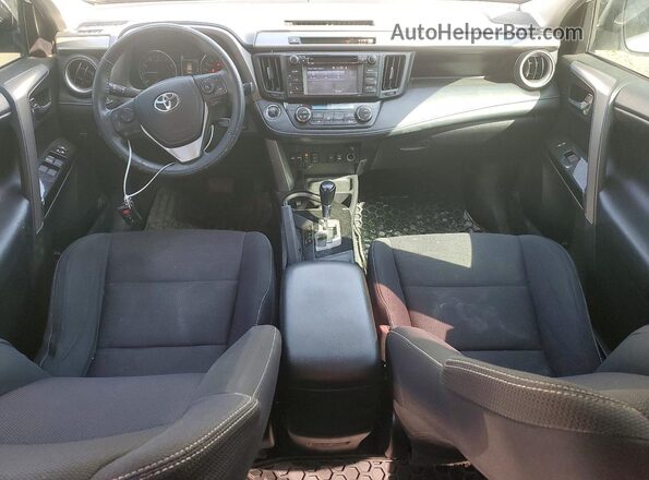 2T3WFREV9JW494227 2018 TOYOTA RAV4 White Vista del salpicadero