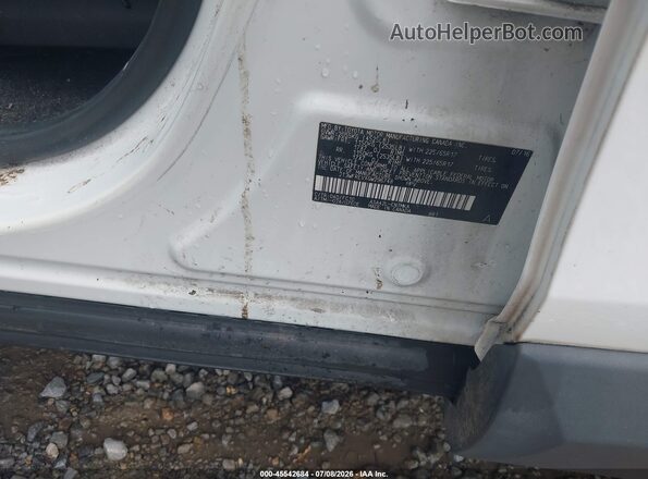 2T3WFREVXGW296748 2016 TOYOTA RAV4 White Vista del compartimento del motor