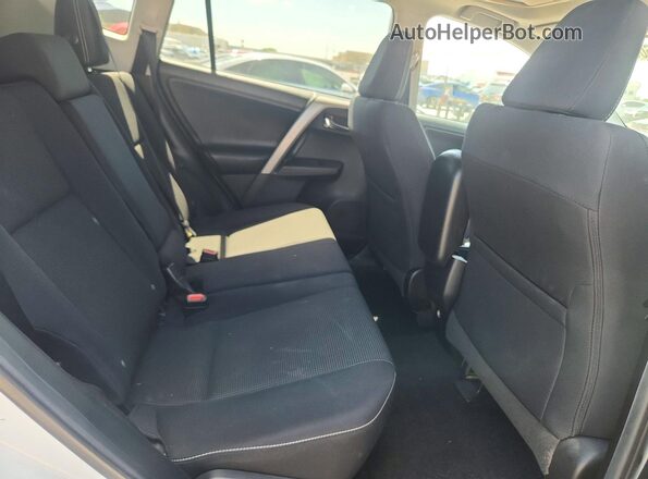 2T3WFREVXJW425496 2018 TOYOTA RAV4 White უკანა სალონის ხედი