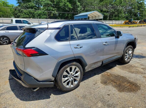2T3Y1RFV0MC161054 2021 TOYOTA RAV4 Silver Задня права чверть