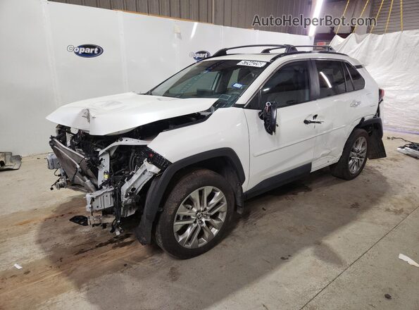 2T3Y1RFV7NW235635 2022 TOYOTA RAV4 White 