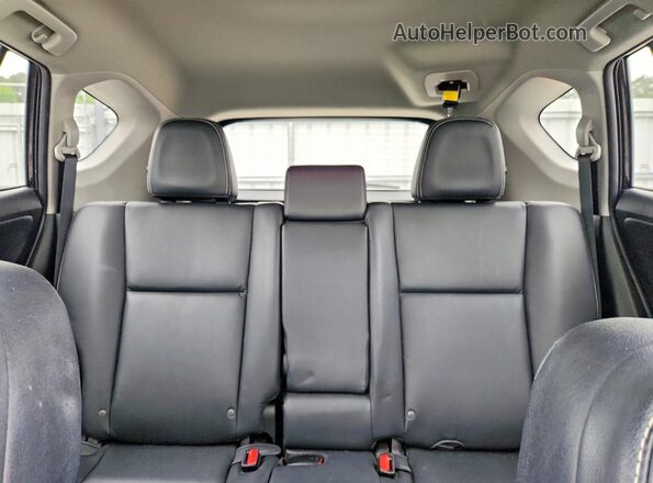 2T3YFREV0GW279966 2016 TOYOTA RAV4 Black უკანა სავარძლების ხედი