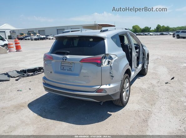 2T3YFREV0HW378711 2017 TOYOTA RAV4 Silver Задня права чверть