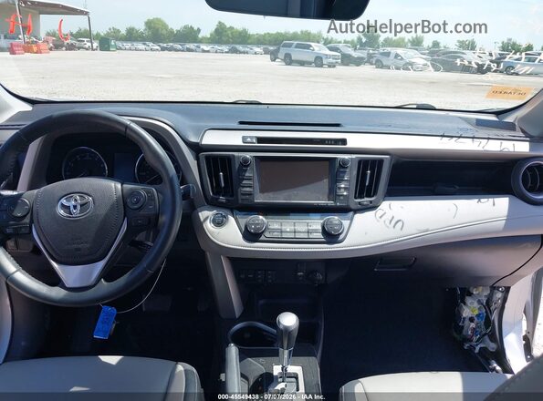 2T3YFREV0HW378711 2017 TOYOTA RAV4 Silver 