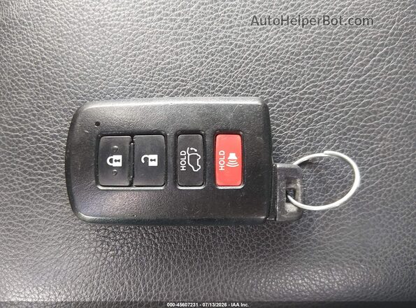 2T3YFREV0HW386243 2017 TOYOTA RAV4 Black წინა პანელის ხედი