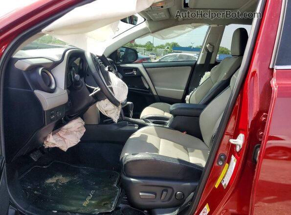 2T3YFREV2JW417286 2018 TOYOTA RAV4 Красный Вид салона спереди